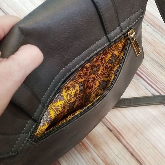 FLAPOVER Crossbody Double Compartment Purse Bag - Picture 7 of 14